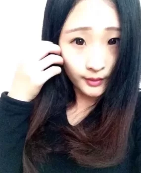 一个抠脚大汉骗子给我恶心到了