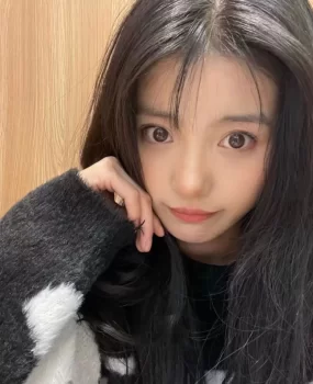 温柔清纯的小姐姐