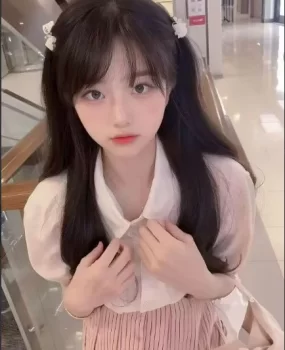 迎泽刚玩过的妹妹