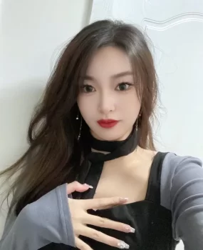 极品鲍鱼嫩妹水简直不要太多
