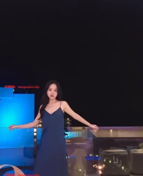 成都双流极品兼职小骚女，身材爆灯屁股很翘，服务走心 放得开