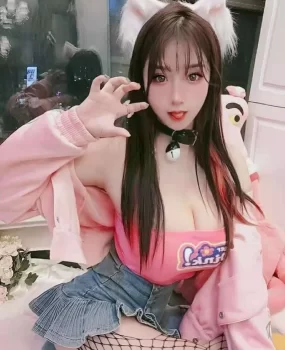 浙江杭州清纯兼职学生妹，活好水多，大奶性感，身材超棒。